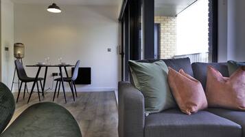 TV, offices