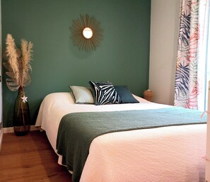 3 chambres, fer et planche à repasser, Wi-Fi