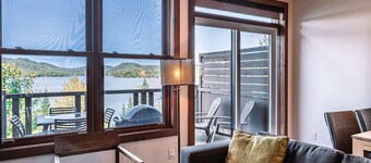 Lakefront, Mountain View - Resort Loft