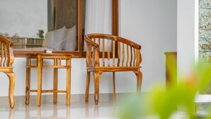 Kamar Deluks, pemandangan kebun | Teras/patio
