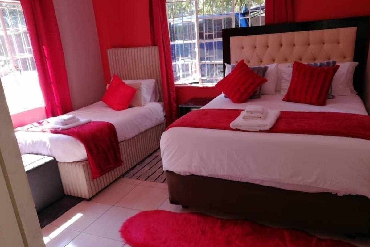7 bedrooms, free WiFi