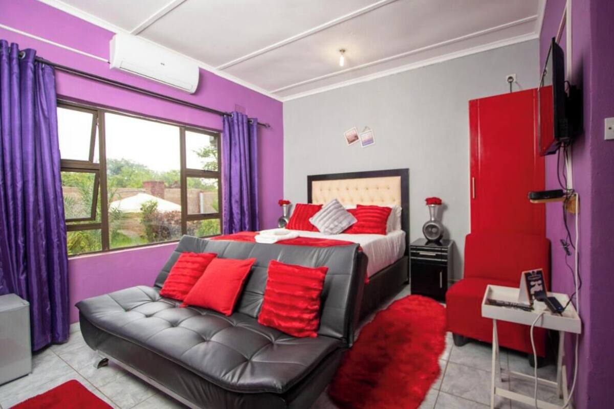 7 bedrooms, free WiFi