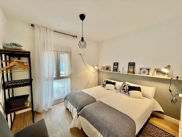 3 chambres, fer et planche à repasser, Wi-Fi, literie fournie