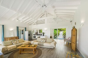 TV - Villa Madras Summary: (NA)