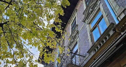 Museum Apartment - Cozy 2-bedroom apartment in pleasant Subotica with AC, WiFi