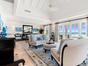 TV, stereo, offices - Les Palmiers Summary: (Lowlands)