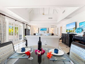 Interior - Les Palmiers Summary: (Lowlands)