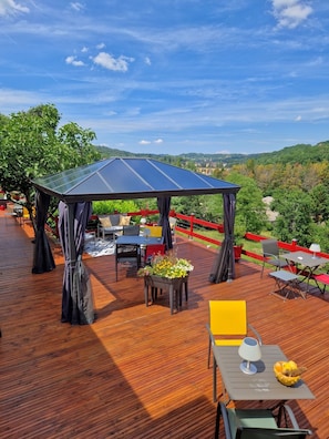 Comfort Double Room, City View | Terrace/patio - LA BAYARDINE (Sarlat-la-Canéda)