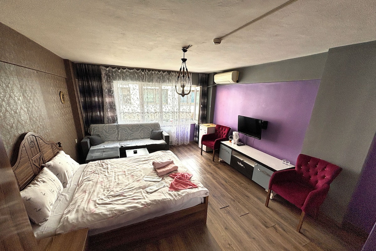 Studio | Free WiFi, bed sheets