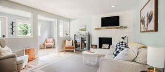 The Sister's Main home + Guest Home