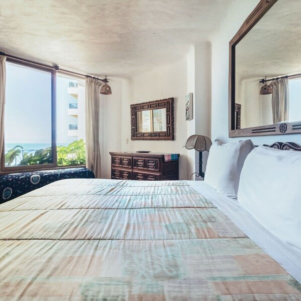 Apartment | 2 bedrooms, Internet - Ocean View 2Br Condo-balcony-beach-pool - 604 (Puerto Vallarta)