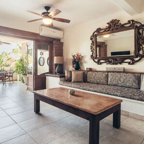 2 bedrooms, Internet - Ocean View 2Br Condo-balcony-beach-pool - 303 (Puerto Vallarta)