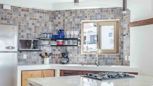 2 bedrooms, Internet - Ocean View 2Br Condo-balcony-beach-pool - 214 (Puerto Vallarta)