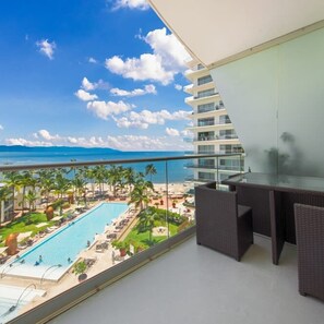 Apartment | 3 bedrooms, Internet - Oceanview 3BR Apt With Beach Access - Pool - Gym (Puerto Vallarta)