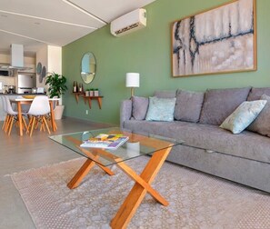 1 bedroom, Internet - New 1 Br Unit 2 Min From Beach - Pool - King Bed (Puerto Vallarta)