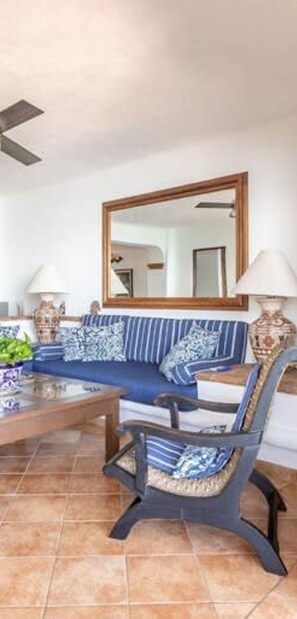 Apartment - Ocean View 2Br Condo-balcony-beach-pool - 610 (Puerto Vallarta)