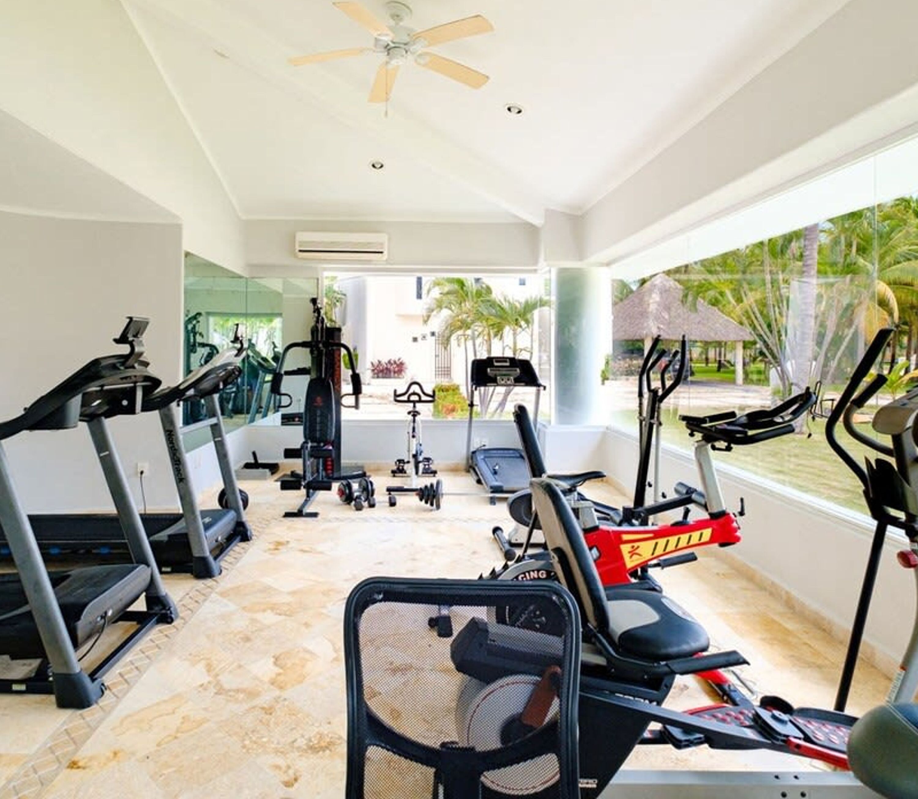 Casa | 5 habitaciones y internet 