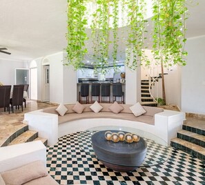 Unclassified image, 2 of 39, button - Amazing House -private Pool - Tennis - Paddle Court (Acapulco)