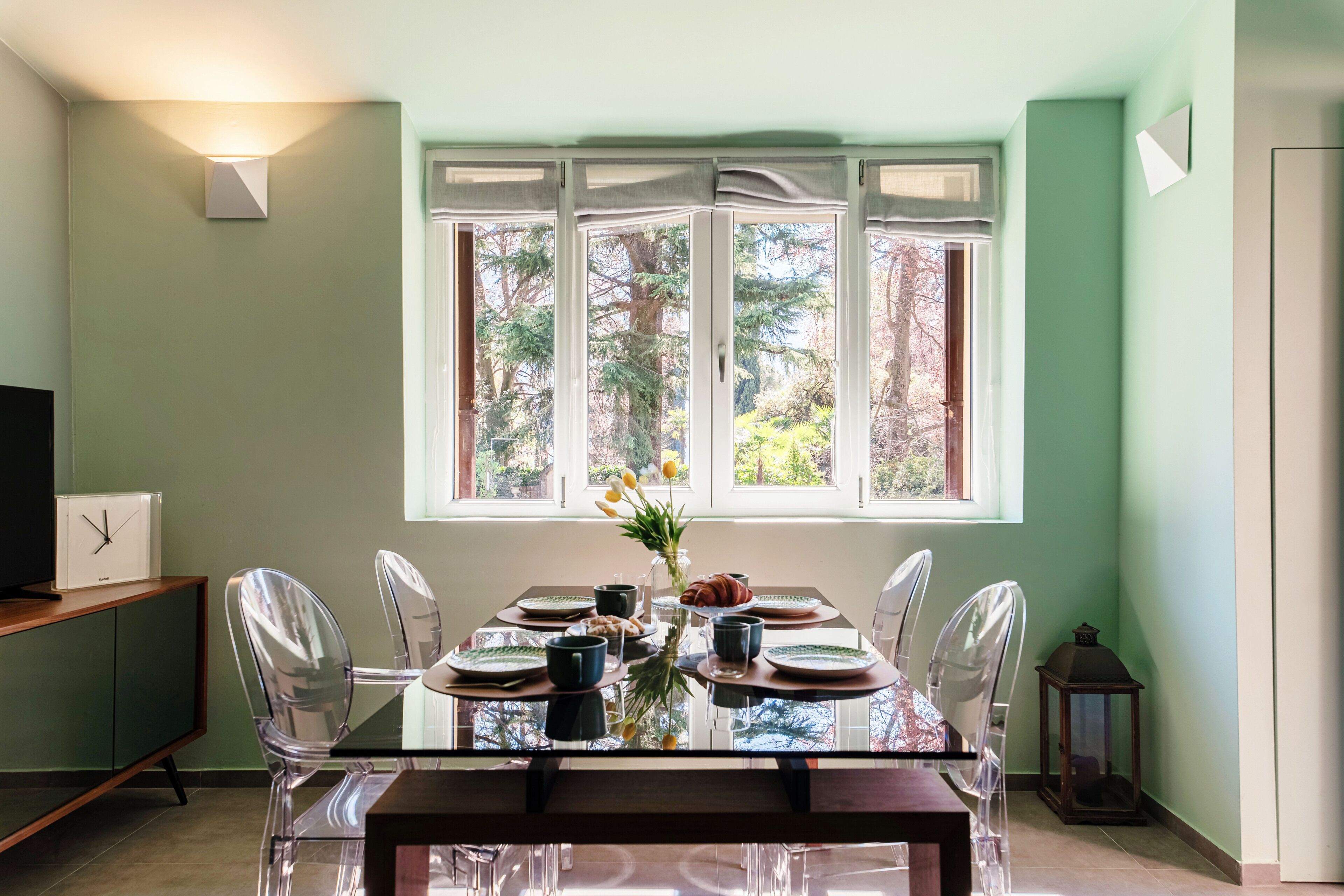 Apartment, Pool View | Dining room