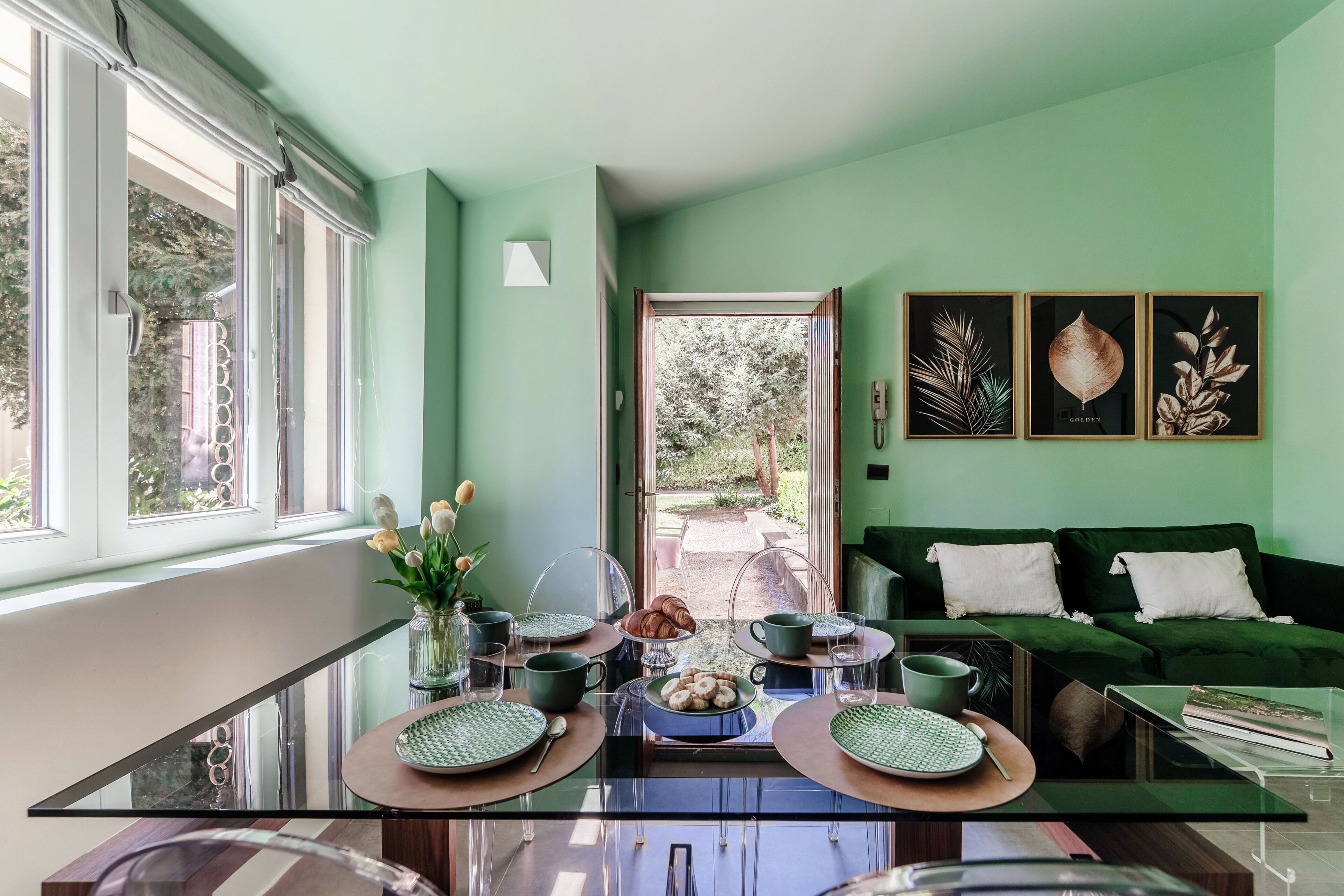 Apartment, Pool View | Dining room