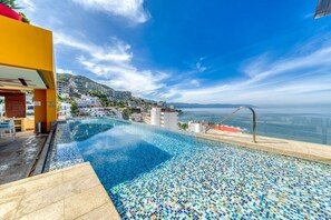 Apartment | 1 bedroom, Internet - Chic Studio -rooftop Pool - Ocean View - King Bed (Puerto Vallarta)