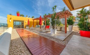 Apartment | 1 bedroom, Internet - Chic Studio -rooftop Pool - Ocean View - King Bed (Puerto Vallarta)