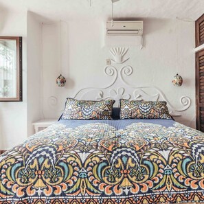 Apartment - Beach Front Building 2Br Condo-balcony-beach-pool (Puerto Vallarta)