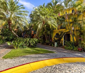 House - Cozy 3BR House - Front of Marina- Pool (Puerto Vallarta)