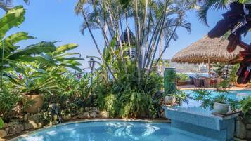 Villa | 5 bedrooms, Internet