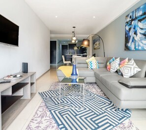 2 bedrooms, Internet - 2BR Apartment With Jacuzzi - Pool - City Skyline (Mexico City)
