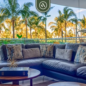 Apartment - Oceanfront 2BR Condo - Pool - Cevicheria - Beach (Nuevo Nayarit)