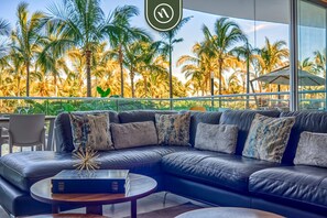 Apartment - Oceanfront 2BR Condo - Pool - Cevicheria - Beach (Nuevo Nayarit)