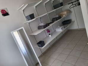 Interior - Villa Avec Piscine et Terrain de Pétanque à la Ciotat 6 Couchages (La Ciotat)