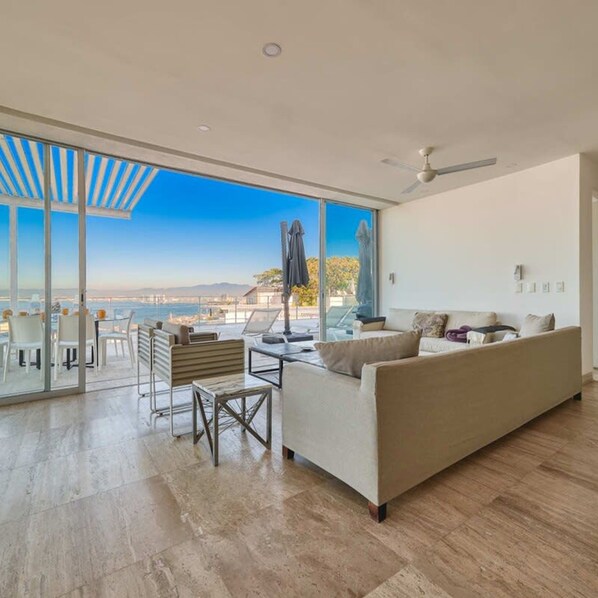 Apartment - Breathtaking 3BR Condo - Private Dipping Pool (Puerto Vallarta)