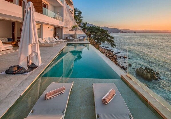 Villa | 5 habitaciones y internet 