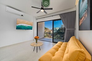 Apartment - New 1BR Condo in Marina - Rooftop Pool - King Bed (Cabo San Lucas)