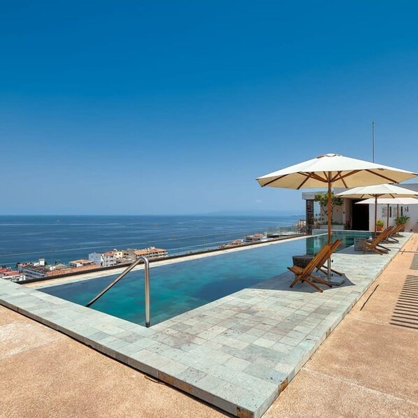 1 bedroom, Internet - New Studio -city View - Infinity Pool - GYM (Puerto Vallarta)