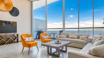 Apartment, Accessible | 3 bedrooms, Internet