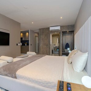 1 bedroom - Luxury Condo in the Heart of the Marina - King Bed (Cabo San Lucas)