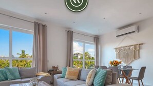 2 bedrooms, Internet - Equipped 2BR Condo in Versalles - Pool - King Bed (Puerto Vallarta)