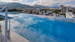 2 bedrooms, Internet - Equipped 2BR Condo in Versalles - Pool - King Bed (Puerto Vallarta)