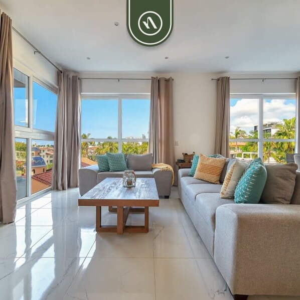 Apartment | 2 bedrooms, Internet - Equipped 2BR Condo in Versalles - Pool - King Bed (Puerto Vallarta)