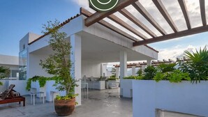 2 bedrooms, Internet - Equipped 2BR Condo in Versalles - Pool - King Bed (Puerto Vallarta)
