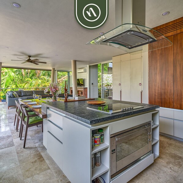 4 bedrooms, Internet - Los Pinos in Puerto Vallarta (Puerto Vallarta)