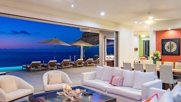 Villa | 7 bedrooms, Internet