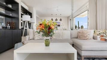 Apartment, Accessible | 2 bedrooms, Internet