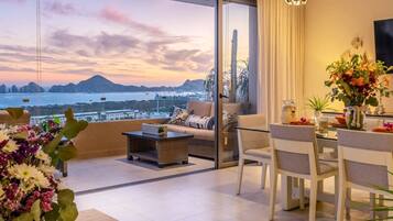 Apartment, Accessible | 2 bedrooms, Internet