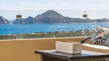 Apartment, Accessible | 2 bedrooms, Internet