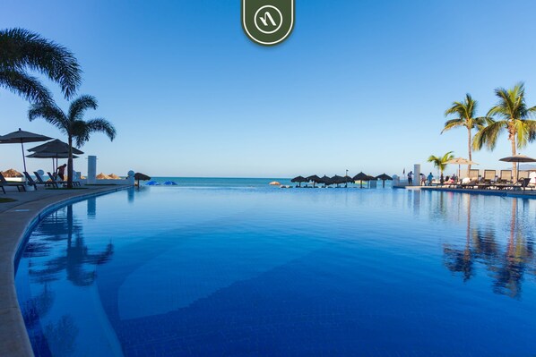 4 bedrooms, Internet - Oceanview 4 BR Condo - Beach - Access to Wyndham (Nuevo Nayarit)