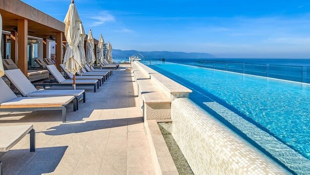 2 bedrooms, high-speed internet - Oceanview 2 BR Condo - Luxury - Rooftop Pool (Puerto Vallarta)